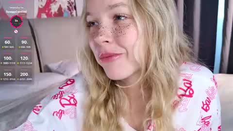 Snapshot of milly_shy chatting on 07.17.26 Milly online show from 07.17.26
