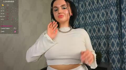 Nika online show from 12.17.25