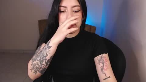 Snapshot of millyx_ chatting on 06.16.26 Emily online show from 06.16.26
