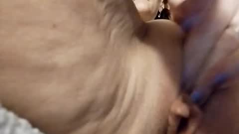 Snapshot of miloanj chatting on 10.18.25 miloanj online show from 10.18.25