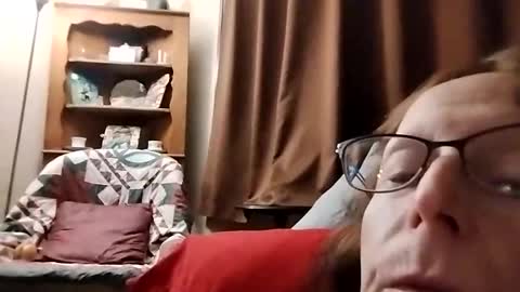 Snapshot of miloanj chatting on 11.14.25 miloanj online show from 11.14.25