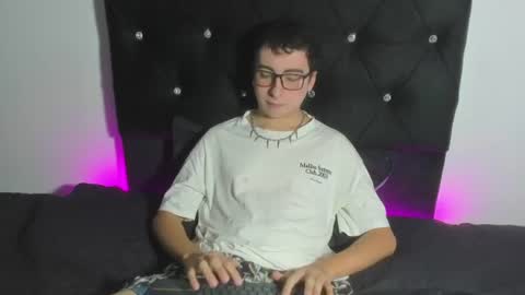milogm_ online show from 07.02.26