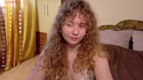 Snapshot of milounee chatting on 05.11.26 milounee online show from 05.11.26
