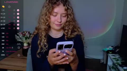 Snapshot of milounee chatting on 07.20.26 milounee online show from 07.20.26