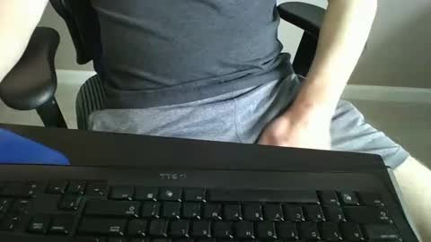 Snapshot of milwaukeebadger24 chatting on 02.16.25 milwaukeebadger24 online show from 02.16.25