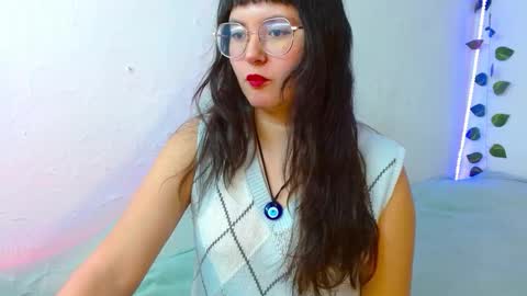 mily_baker online show from 02.10.25