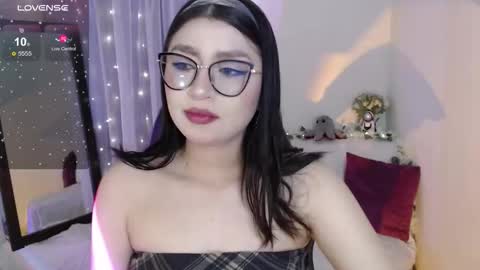 Snapshot of mily_thomson_b chatting on 02.20.26 Mily online show from 02.20.26