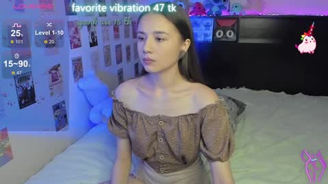 Snapshot of milyamess chatting on 02.01.25 Emily online show from 02.01.25