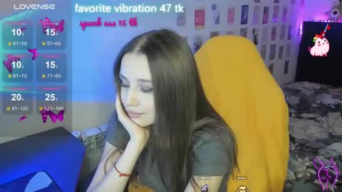 Snapshot of milyamess chatting on 03.07.25 Emily online show from 03.07.25