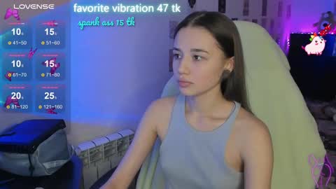 Snapshot of milyamess chatting on 03.09.25 Emily online show from 03.09.25