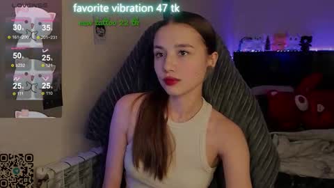 Snapshot of milyamess chatting on 12.04.25 Emily online show from 12.04.25