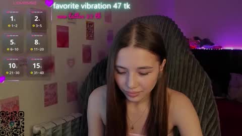 Snapshot of milyamess chatting on 02.06.26 Emily online show from 02.06.26