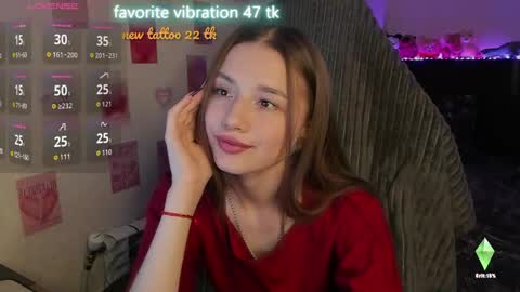 Snapshot of milyamess chatting on 05.12.26 Emily online show from 05.12.26