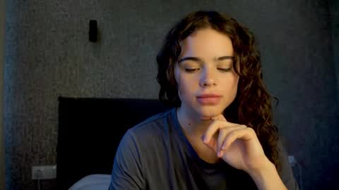 Linda online show from 09.12.25
