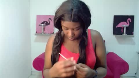 Snapshot of milykaebony69 chatting on 09.19.25 milykaebony69 online show from 09.19.25