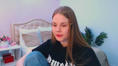 Kelly online show from 10.28.25