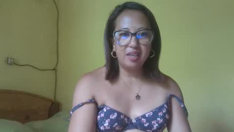 Snapshot of mimisou513 chatting on 11.08.25 misou online show from 11.08.25