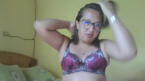 Snapshot of mimisou513 chatting on 11.12.25 misou online show from 11.12.25