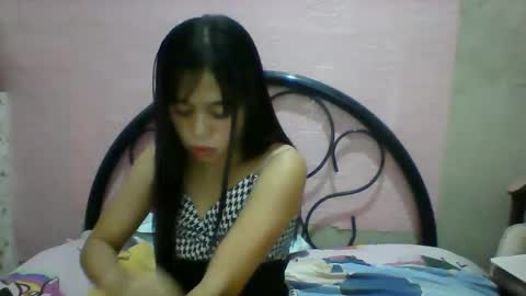 Snapshot of mimiyolove chatting on 02.04.25 mimiyolove online show from 02.04.25