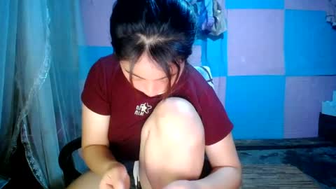 Snapshot of min_baby chatting on 07.23.26 min_baby online show from 07.23.26