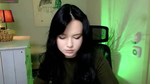 Mina online show from 10.04.25