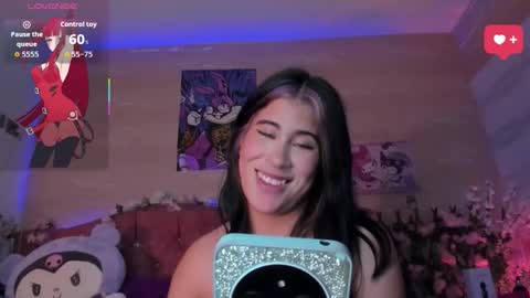 Snapshot of minami_nakamura chatting on 10.01.25 minami_nakamura online show from 10.01.25