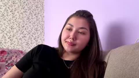 Snapshot of minavibe chatting on 07.20.26 minavibe online show from 07.20.26