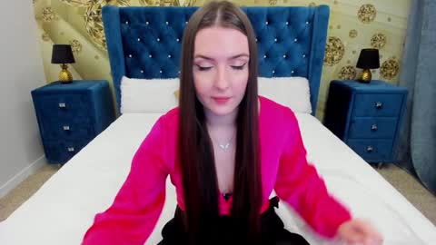 minchelskatrina online show from 12.16.24