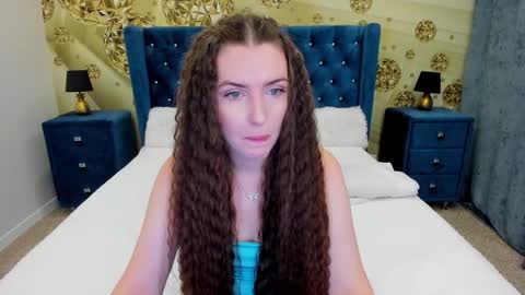 Snapshot of minchelskatrina chatting on 10.07.25 minchelskatrina online show from 10.07.25