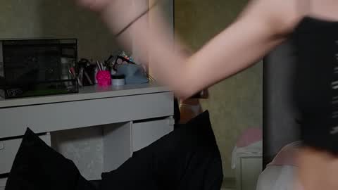 Emily online show from 03.05.26