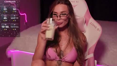 Emily online show from 07.08.26