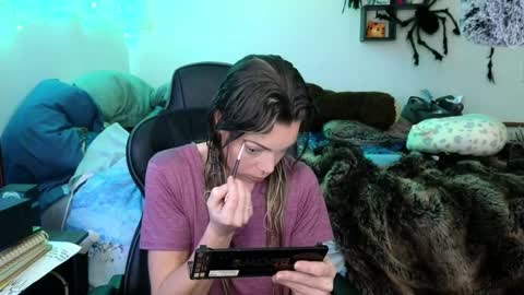 Snapshot of mindymars chatting on 01.10.25 Mindy Mars online show from 01.10.25