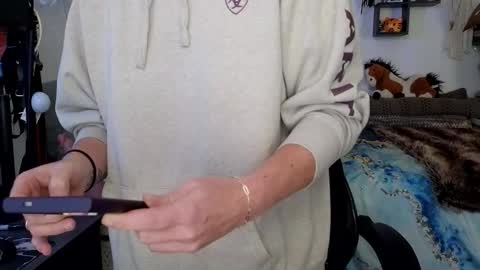 Snapshot of mindymars chatting on 10.31.25 Mindy Mars online show from 10.31.25