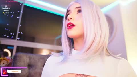 My name is Fer Nice to meet you  give it a thumbs up please its important online show from 09.18.25