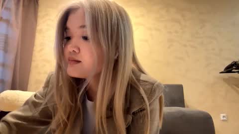 Kate online show from 09.22.25