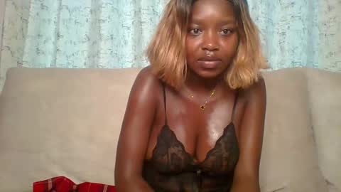 STRAWBERRY online show from 01.22.25