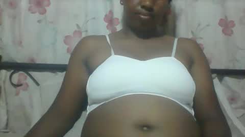 Minie4Tina online show from 12.19.24