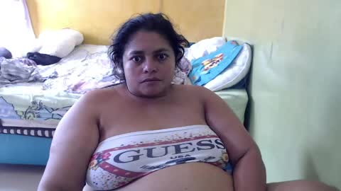 Snapshot of minnie_bbw69 chatting on 04.23.26 Andrea online show from 04.23.26