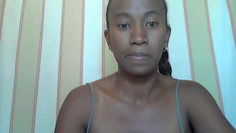minouch211907 online show from 01.18.25