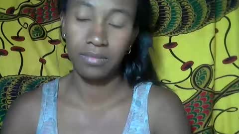 Snapshot of minouch211907 chatting on 09.24.25 minouch211907 online show from 09.24.25