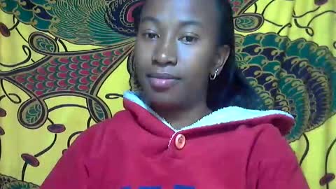 Snapshot of minouch211907 chatting on 10.02.25 minouch211907 online show from 10.02.25