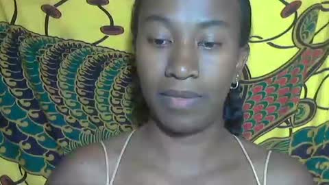 Snapshot of minouch211907 chatting on 10.15.25 minouch211907 online show from 10.15.25