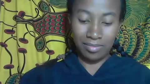 Snapshot of minouch211907 chatting on 10.18.25 minouch211907 online show from 10.18.25