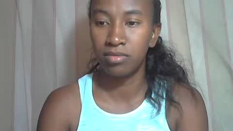 Snapshot of minouch211907 chatting on 10.19.25 minouch211907 online show from 10.19.25