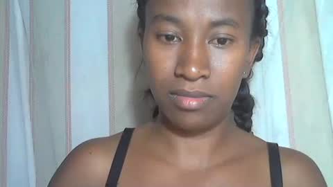 Snapshot of minouch211907 chatting on 10.20.25 minouch211907 online show from 10.20.25