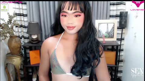 Snapshot of minty_hill chatting on 08.09.26 MARIANE online show from 08.09.26