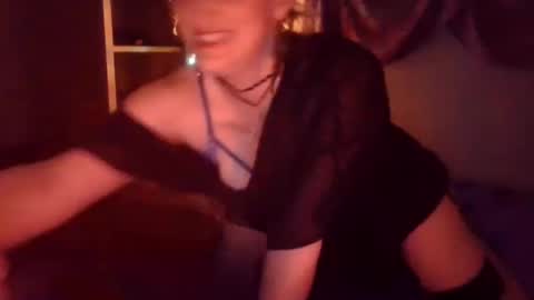 minxtress_macabre online show from 01.24.25