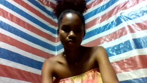 Snapshot of mioranah chatting on 06.12.26 Mireille online show from 06.12.26