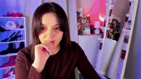 Snapshot of mipsymipson chatting on 02.01.26 NEXT STREAM NOVEMBER 27282930 online show from 02.01.26