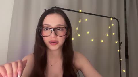 Snapshot of mipsymipson chatting on 03.01.26 NEXT STREAM NOVEMBER 27282930 online show from 03.01.26